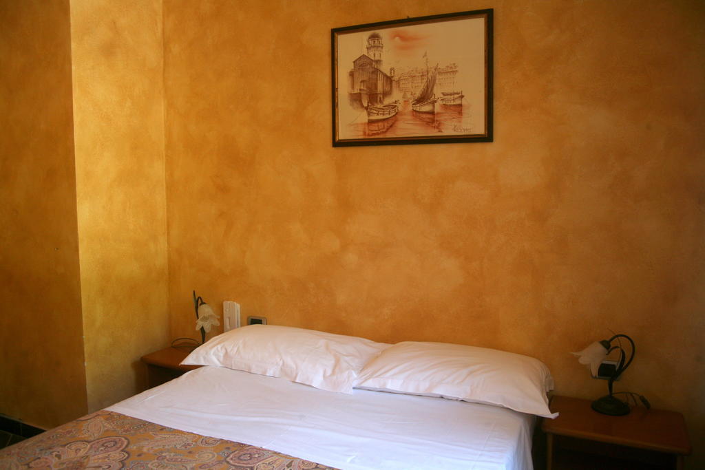 Pensione Sorriso Vernazza Room photo